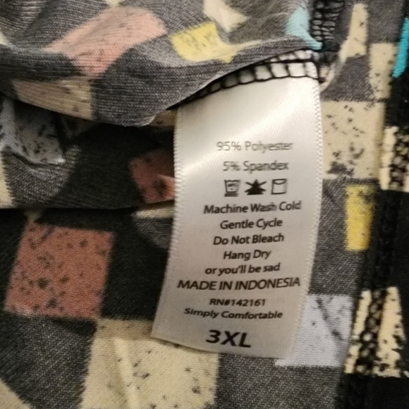 NWT LuLaRoe Azure Skirt - 3XL - Picture 4 of 4